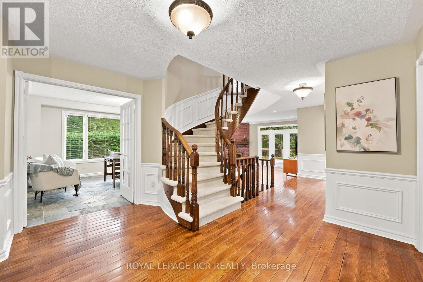 107 Windham Trail, Aurora, Ontario  L4G 5L6 - Photo 4 - N13717826