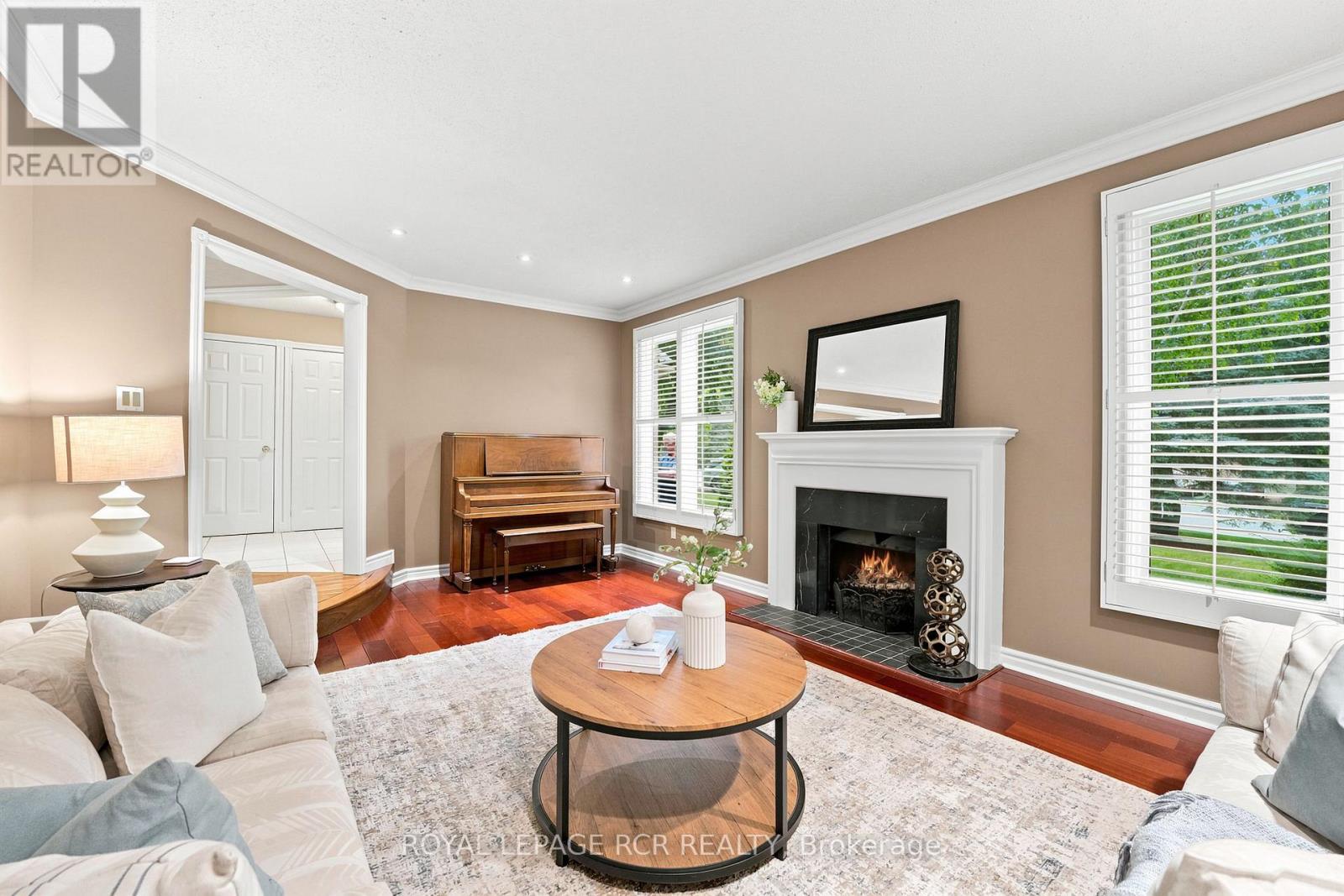 107 Windham Trail, Aurora, Ontario  L4G 5L6 - Photo 6 - N13717826