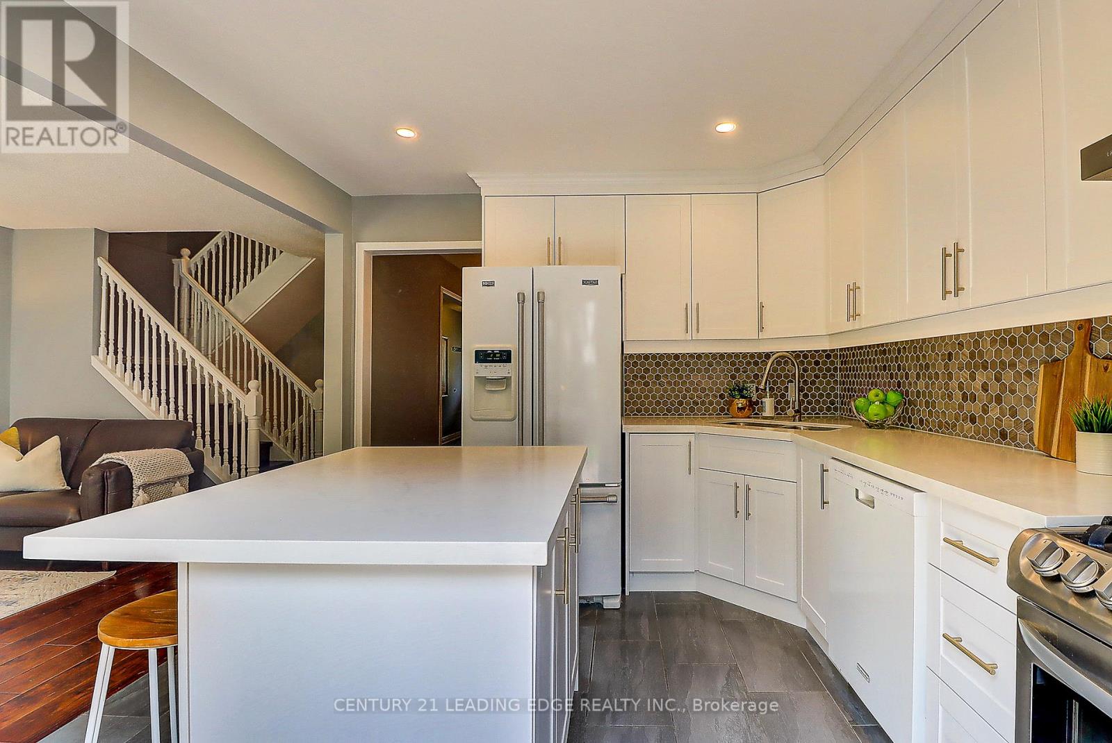 45 Vanessa Road, Markham (Markville), Ontario  L3R 4W1 - Photo 16 - N13718018