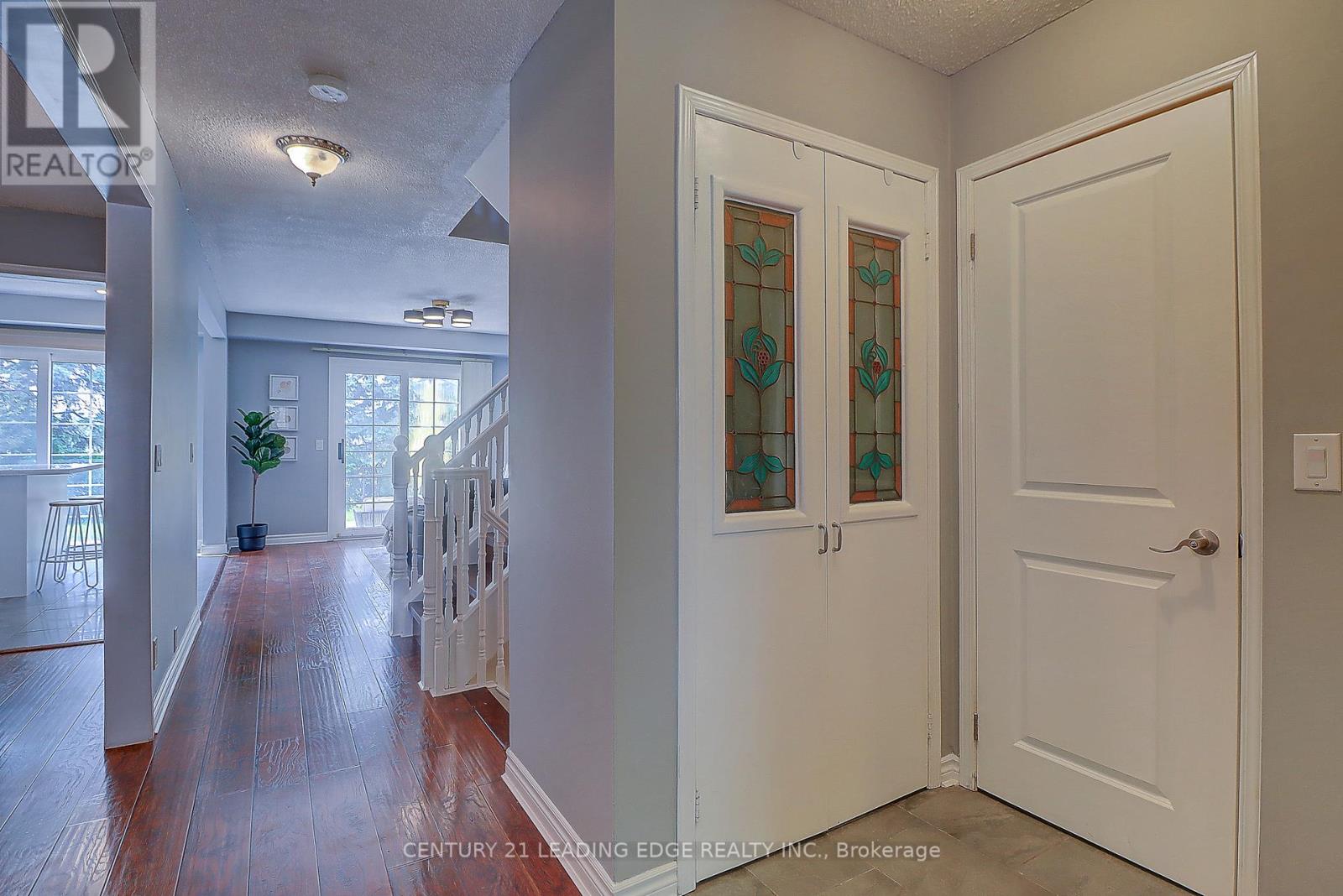 45 Vanessa Road, Markham (Markville), Ontario  L3R 4W1 - Photo 9 - N13718018