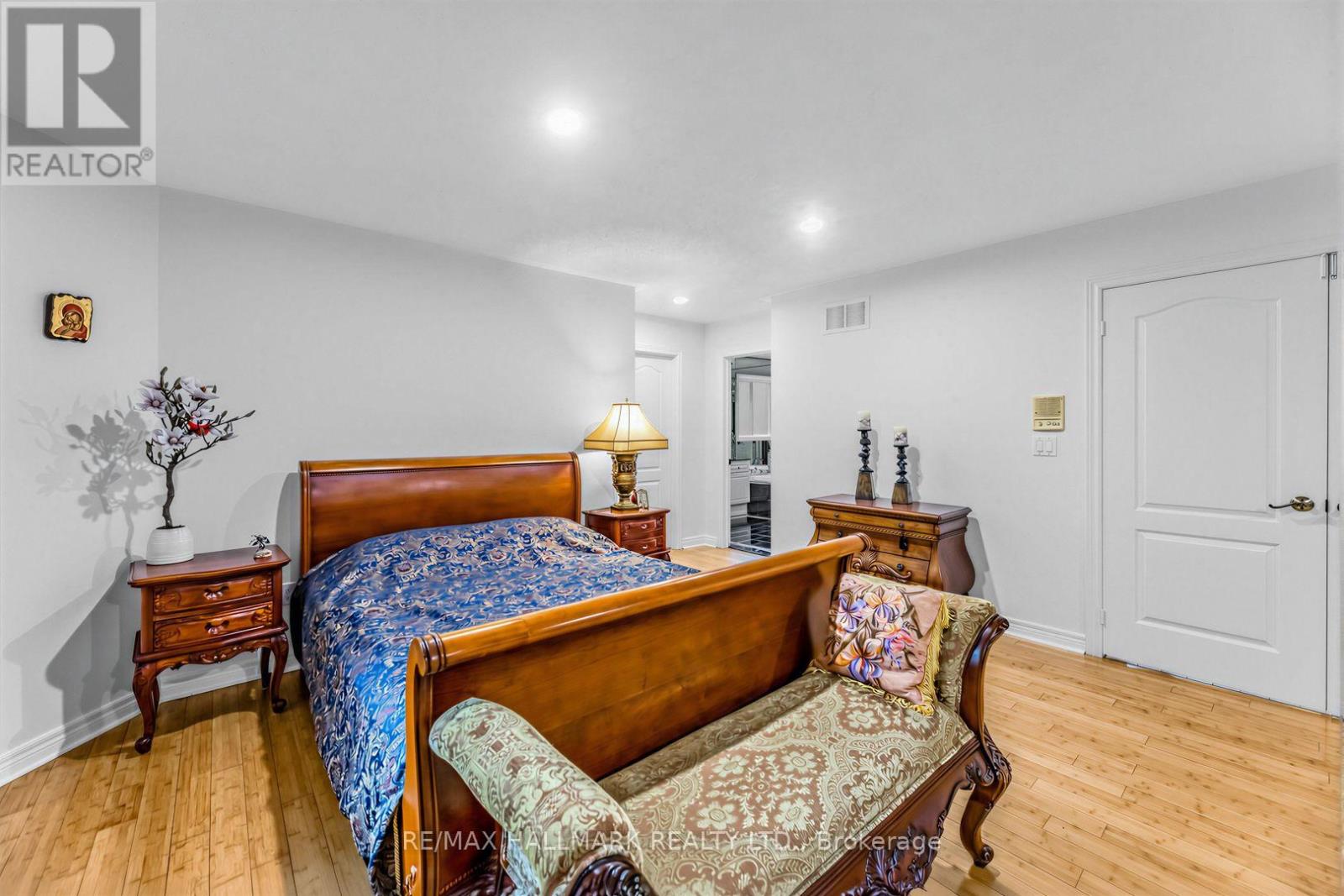 106 Larratt Lane, Richmond Hill, Ontario  L4C 0E3 - Photo 26 - N13718082