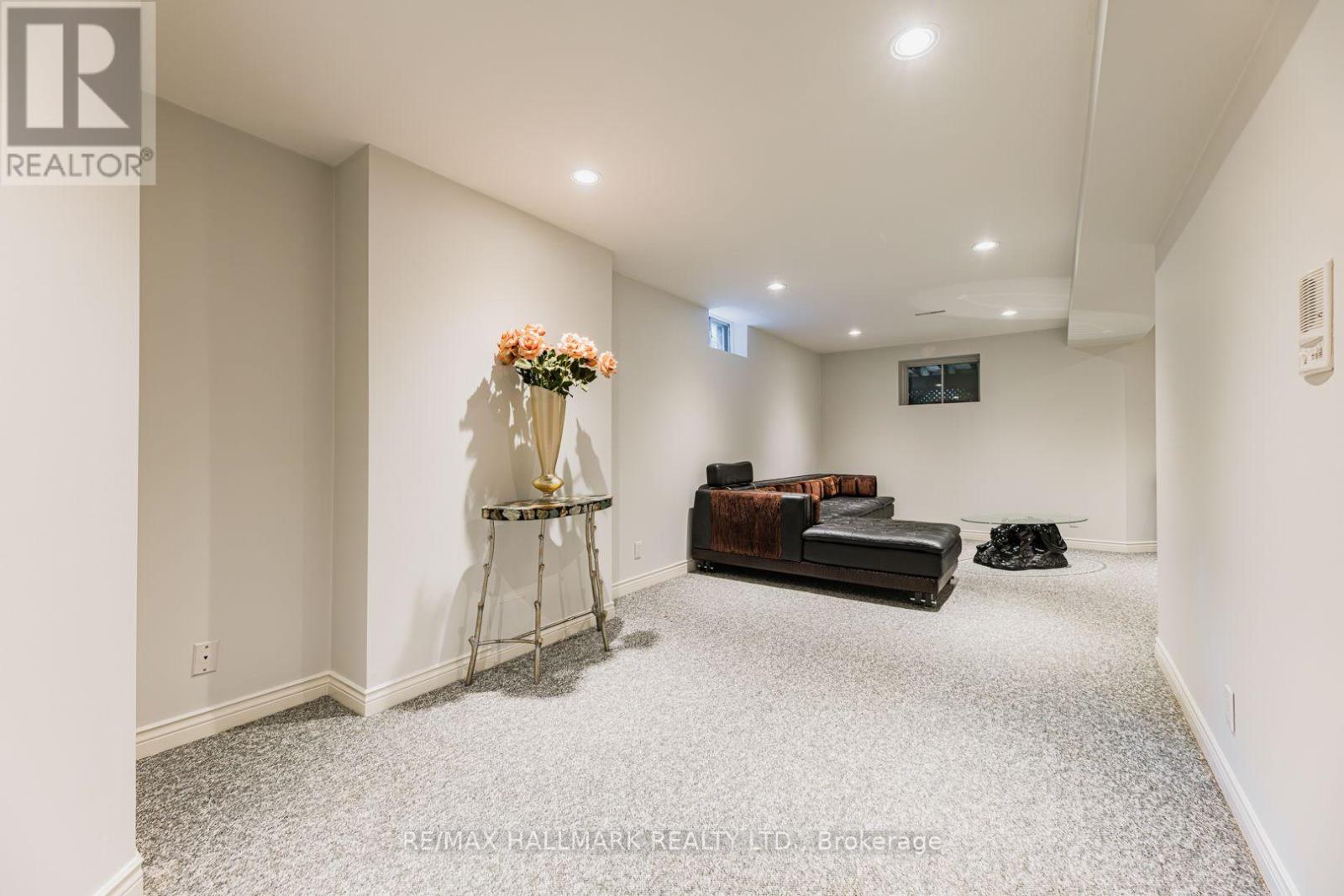106 Larratt Lane, Richmond Hill, Ontario  L4C 0E3 - Photo 42 - N13718082