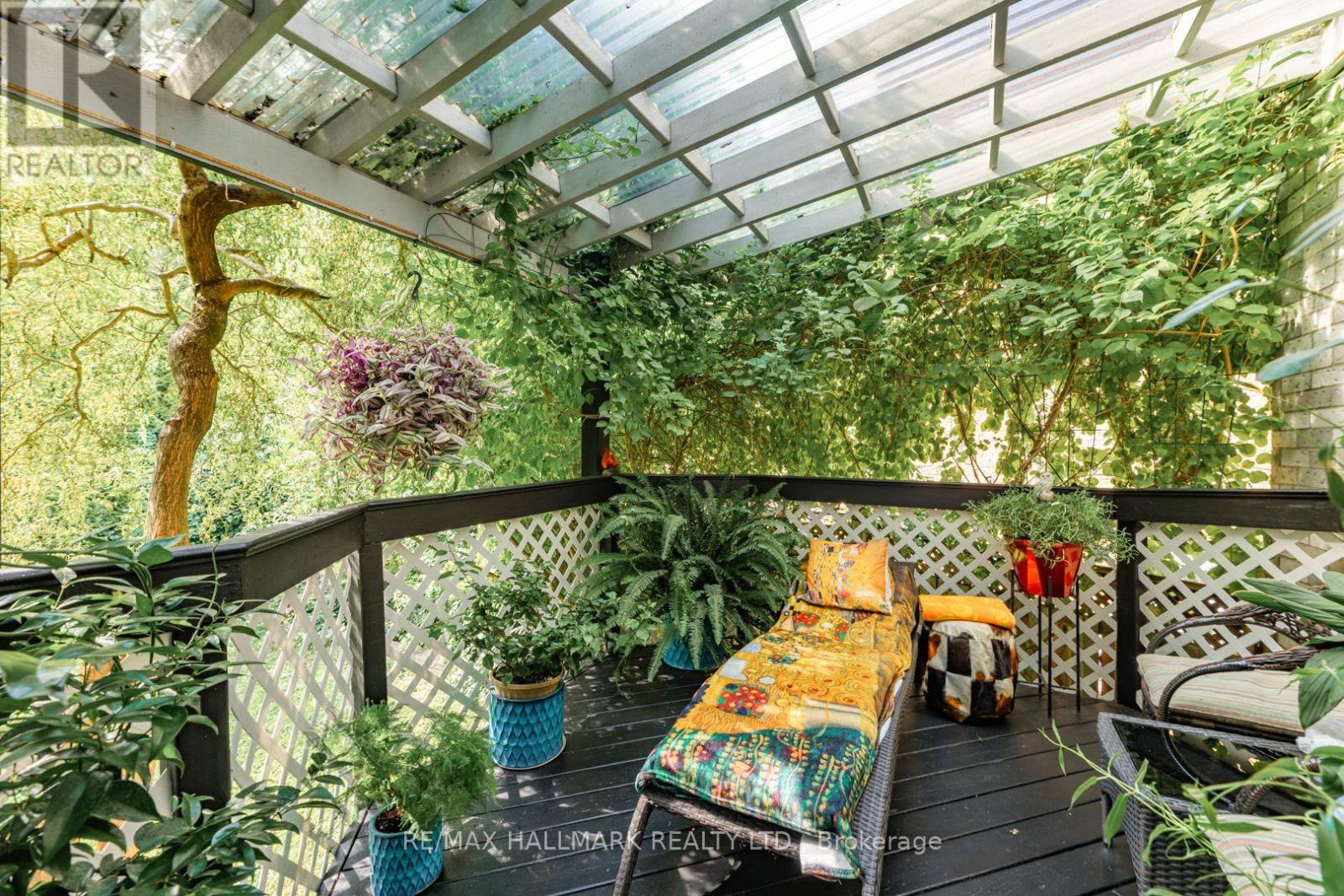 106 Larratt Lane, Richmond Hill, Ontario  L4C 0E3 - Photo 47 - N13718082