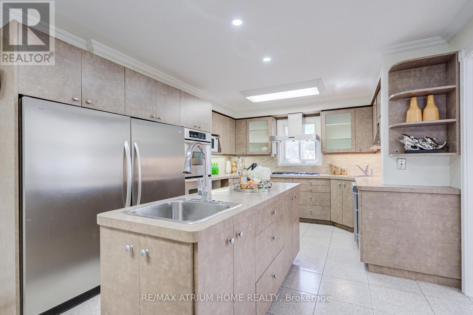 77 Rosedale Heights Drive, Vaughan, Ontario  L4J 4T3 - Photo 12 - N13718184