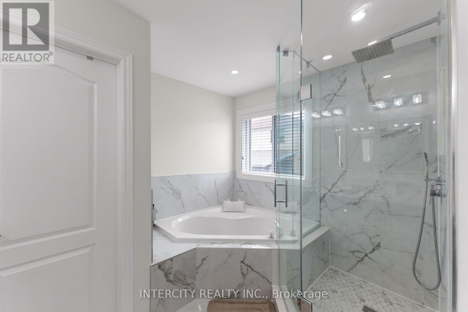 37 Redfinch Crescent, Vaughan, Ontario  L4H 2C5 - Photo 31 - N13718284