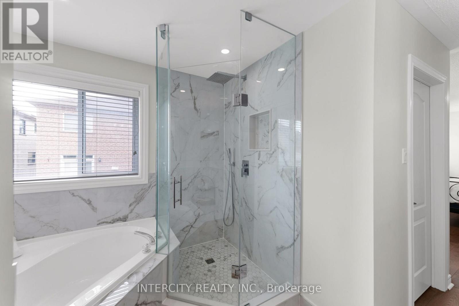 37 Redfinch Crescent, Vaughan, Ontario  L4H 2C5 - Photo 32 - N13718284