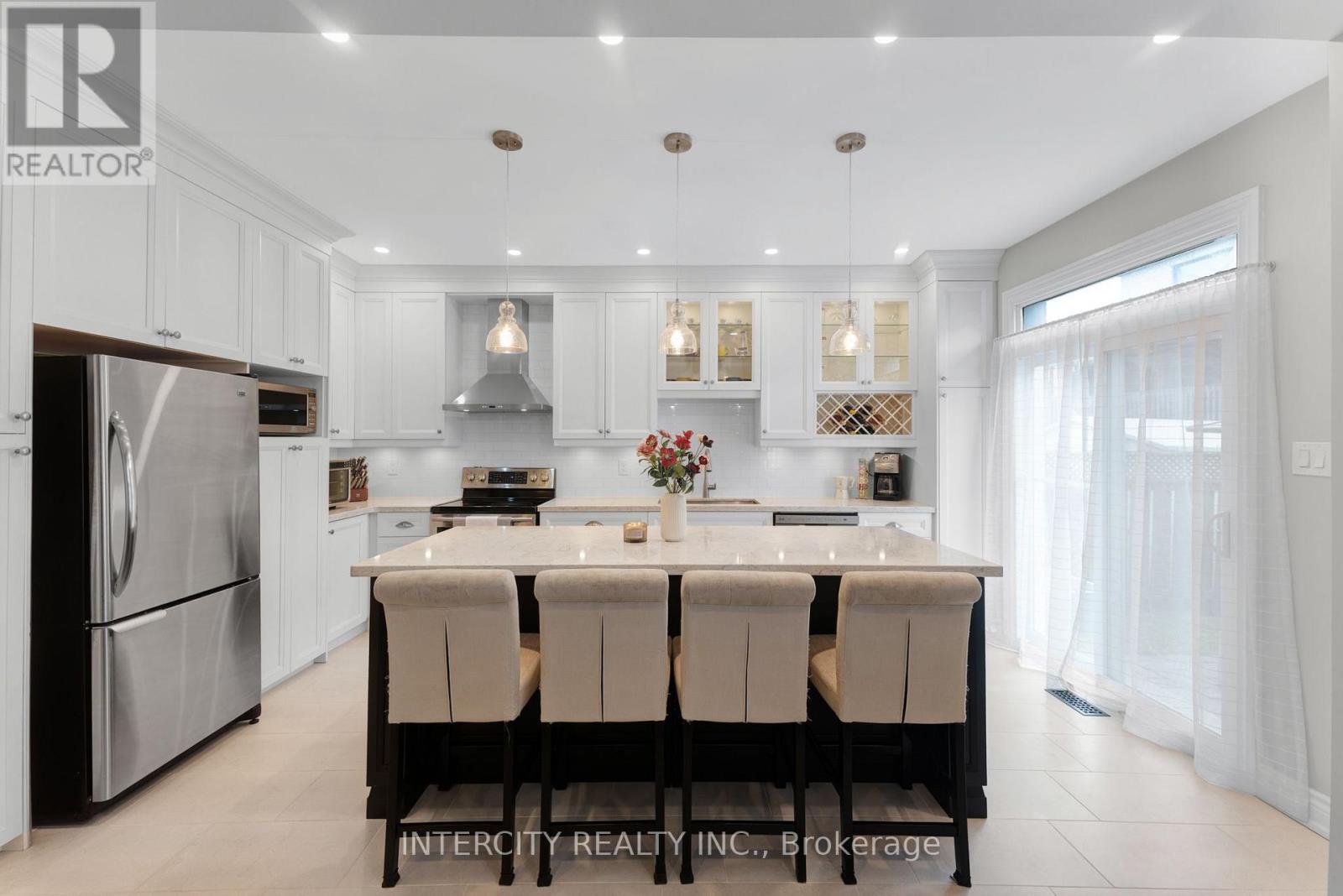 37 Redfinch Crescent, Vaughan, Ontario  L4H 2C5 - Photo 9 - N13718284
