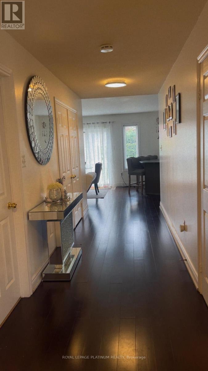 119 Violet Street, Barrie (Holly), Ontario  L4N 9M8 - Photo 2 - S13717792