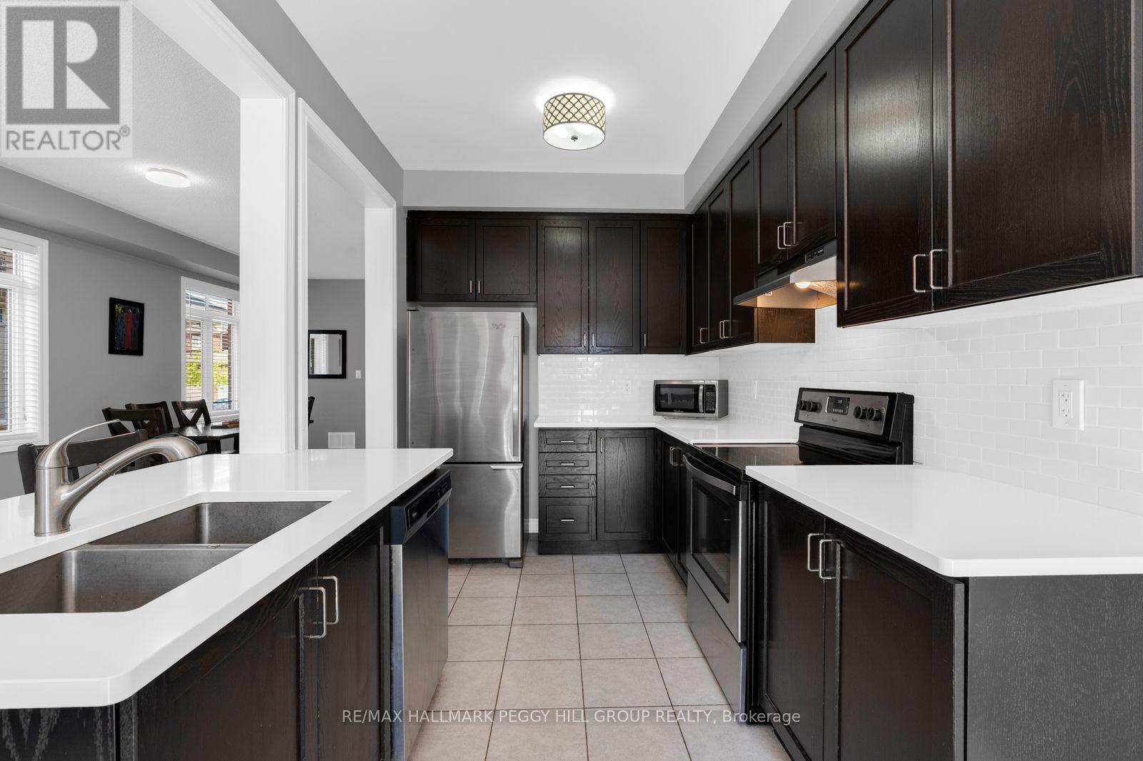 55 Forsyth Crescent, Barrie (West Bayfield), Ontario  L4N 6R1 - Photo 4 - S13717832