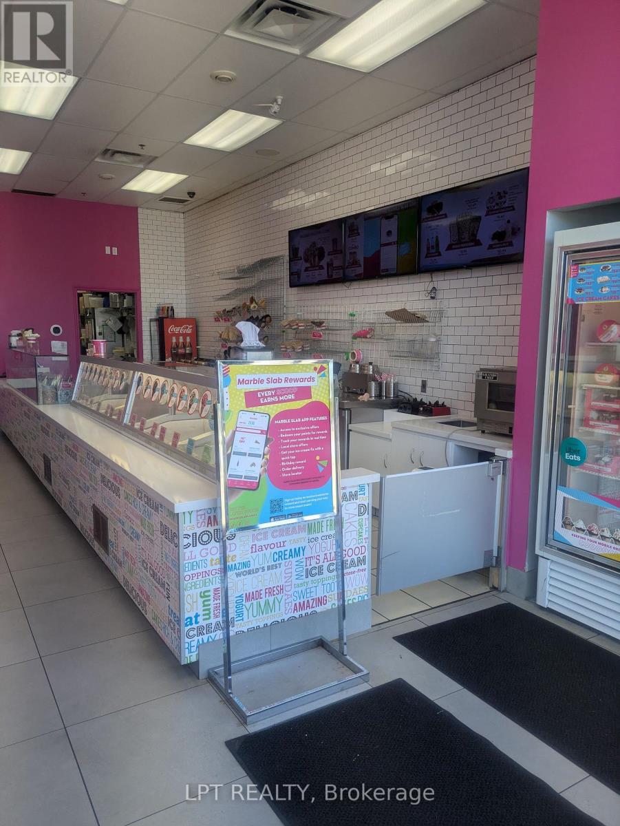 D1-A - 636 Yonge Street — photo 3