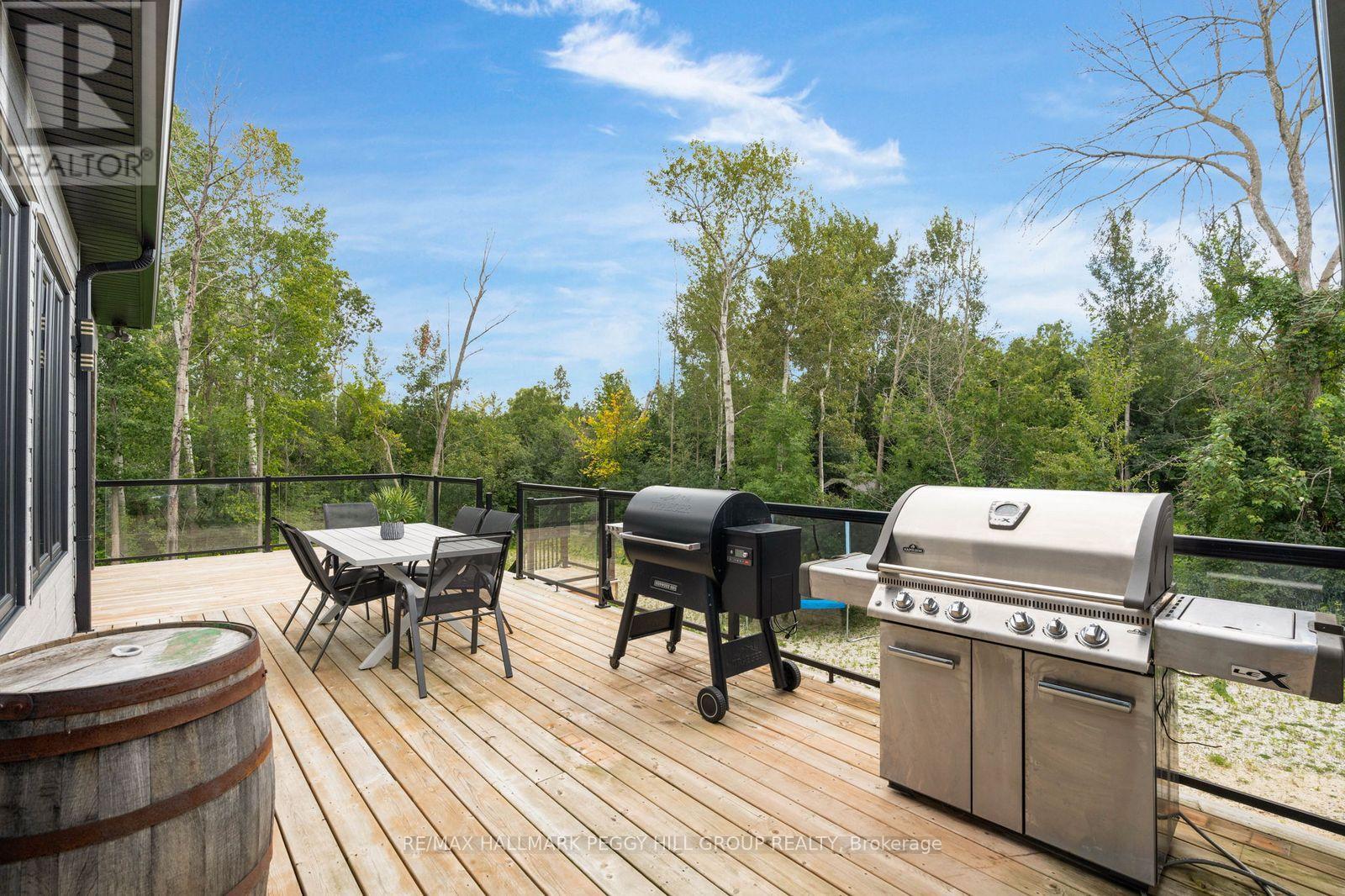39 Marilyn Avenue S, Wasaga Beach, Ontario  L9Z 2Y1 - Photo 22 - S13718206
