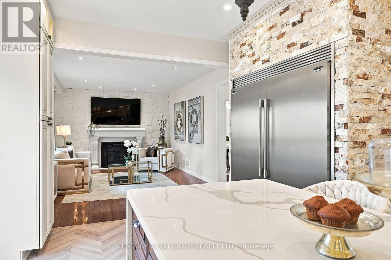 134 Sandringham Drive, Barrie (Innis-Shore), Ontario  L4M 0C9 - Photo 12 - S13718210