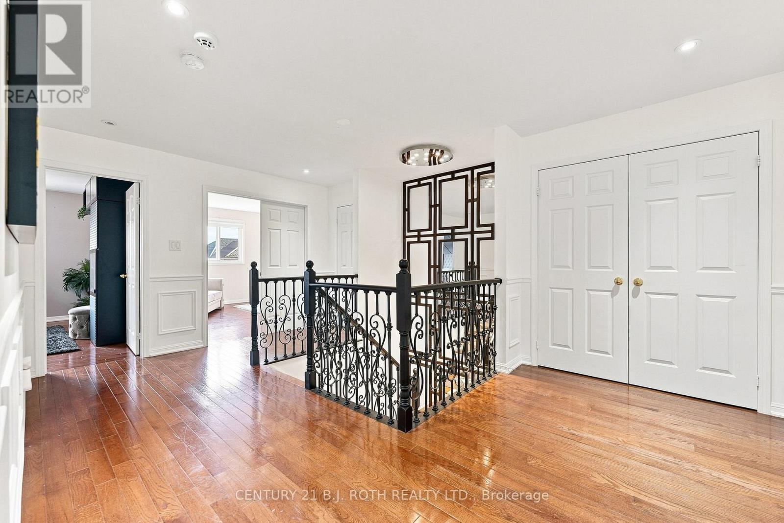 134 Sandringham Drive, Barrie (Innis-Shore), Ontario  L4M 0C9 - Photo 21 - S13718210