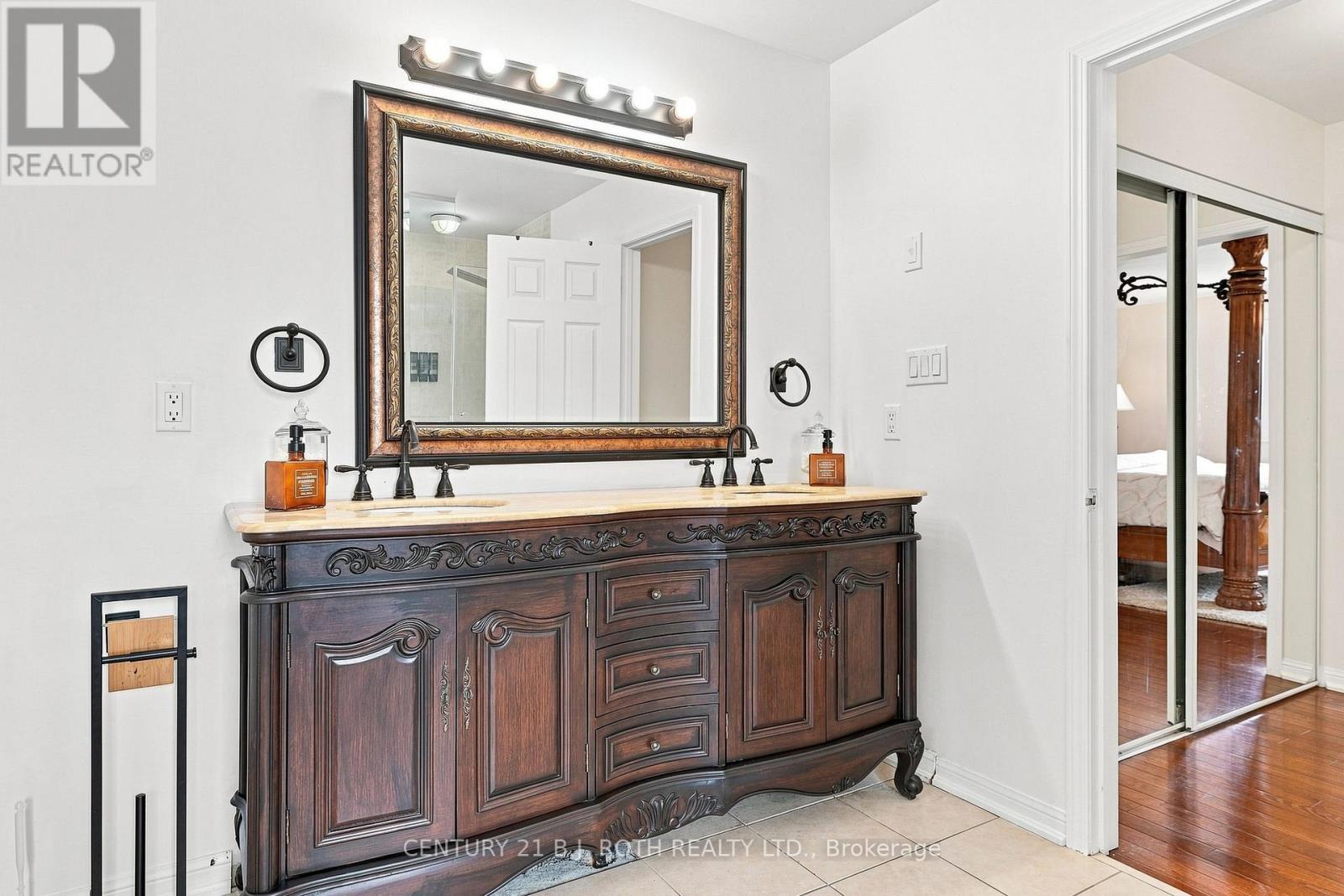134 Sandringham Drive, Barrie (Innis-Shore), Ontario  L4M 0C9 - Photo 26 - S13718210