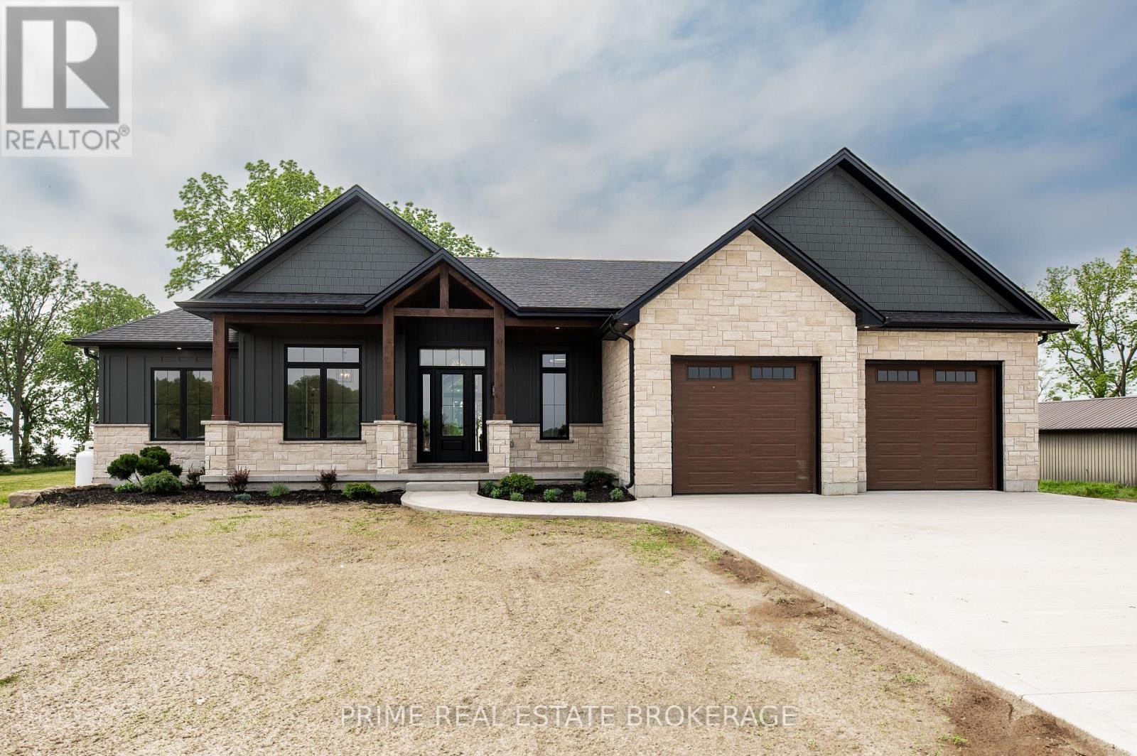 25 Black Walnut Drive, Norfolk, Ontario  N0E 1P0 - Photo 3 - X13453160