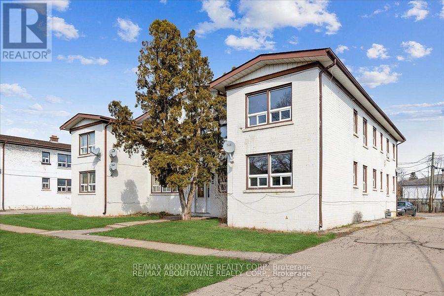 7 - 1031 Churchill Avenue E, Oakville, Ontario  L6H 1A3 - Photo 2 - W13717778