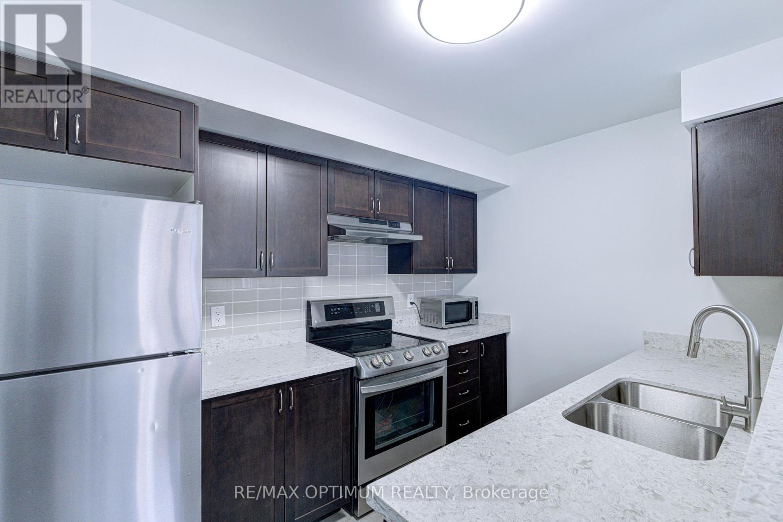 303 - 250 Sunny Meadow Boulevard, Brampton, Ontario  L6R 3Y6 - Photo 7 - W13717790