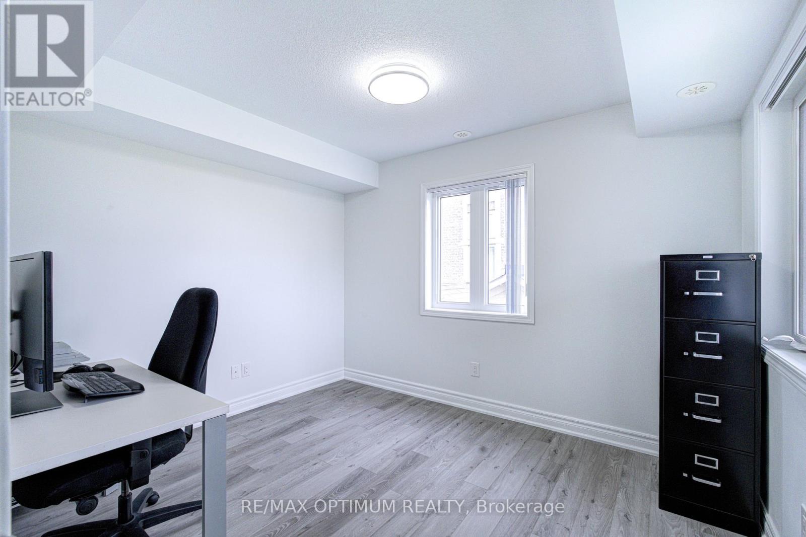 303 - 250 Sunny Meadow Boulevard, Brampton, Ontario  L6R 3Y6 - Photo 9 - W13717790
