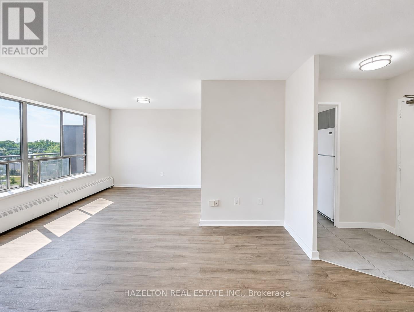710 - 1901 Martin Grove Road, Toronto, Ontario  M9V 3T1 - Photo 3 - W13717838