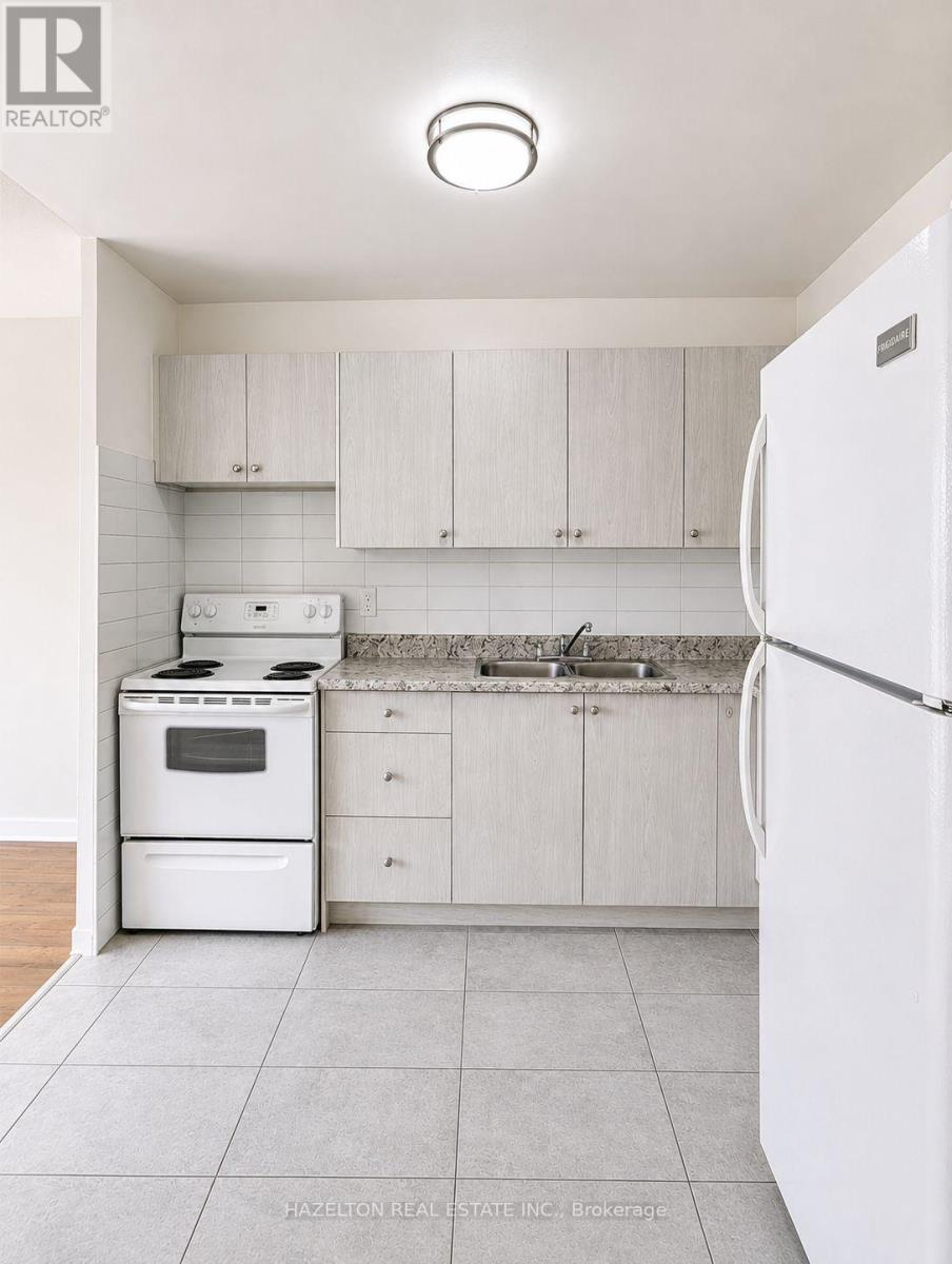 710 - 1901 Martin Grove Road, Toronto, Ontario  M9V 3T1 - Photo 6 - W13717838