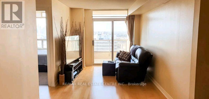 2023 - 3888 Duke Of York Boulevard, Mississauga, Ontario L5B 4P5 - Photo 10 - W13717856