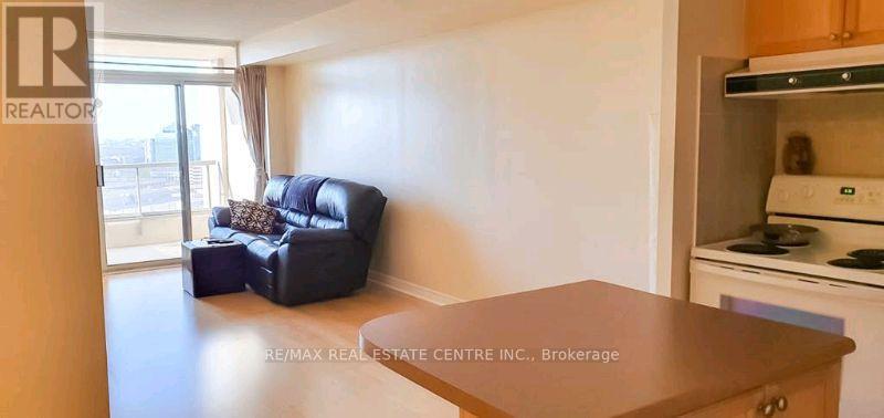 2023 - 3888 Duke Of York Boulevard, Mississauga, Ontario L5B 4P5 - Photo 13 - W13717856