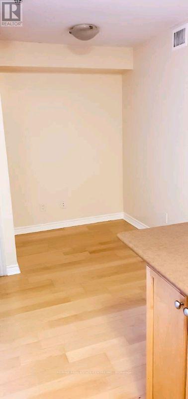 2023 - 3888 Duke Of York Boulevard, Mississauga, Ontario L5B 4P5 - Photo 14 - W13717856