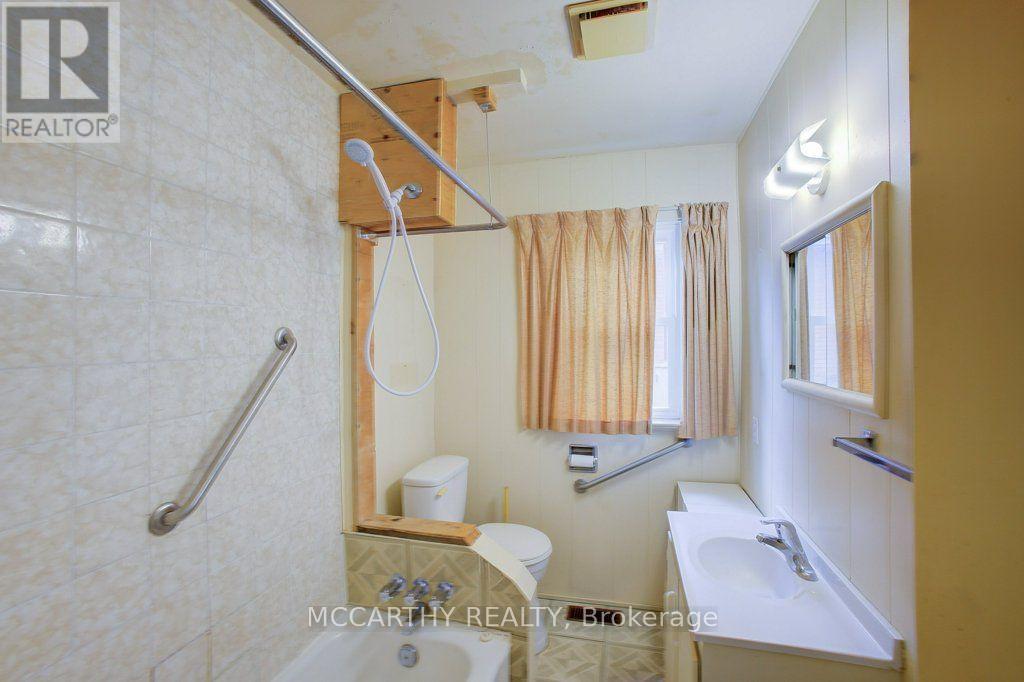 20 Sarah Street, Orangeville, Ontario  L9W 2L8 - Photo 14 - W13717870