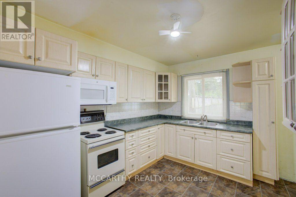 20 Sarah Street, Orangeville, Ontario  L9W 2L8 - Photo 9 - W13717870