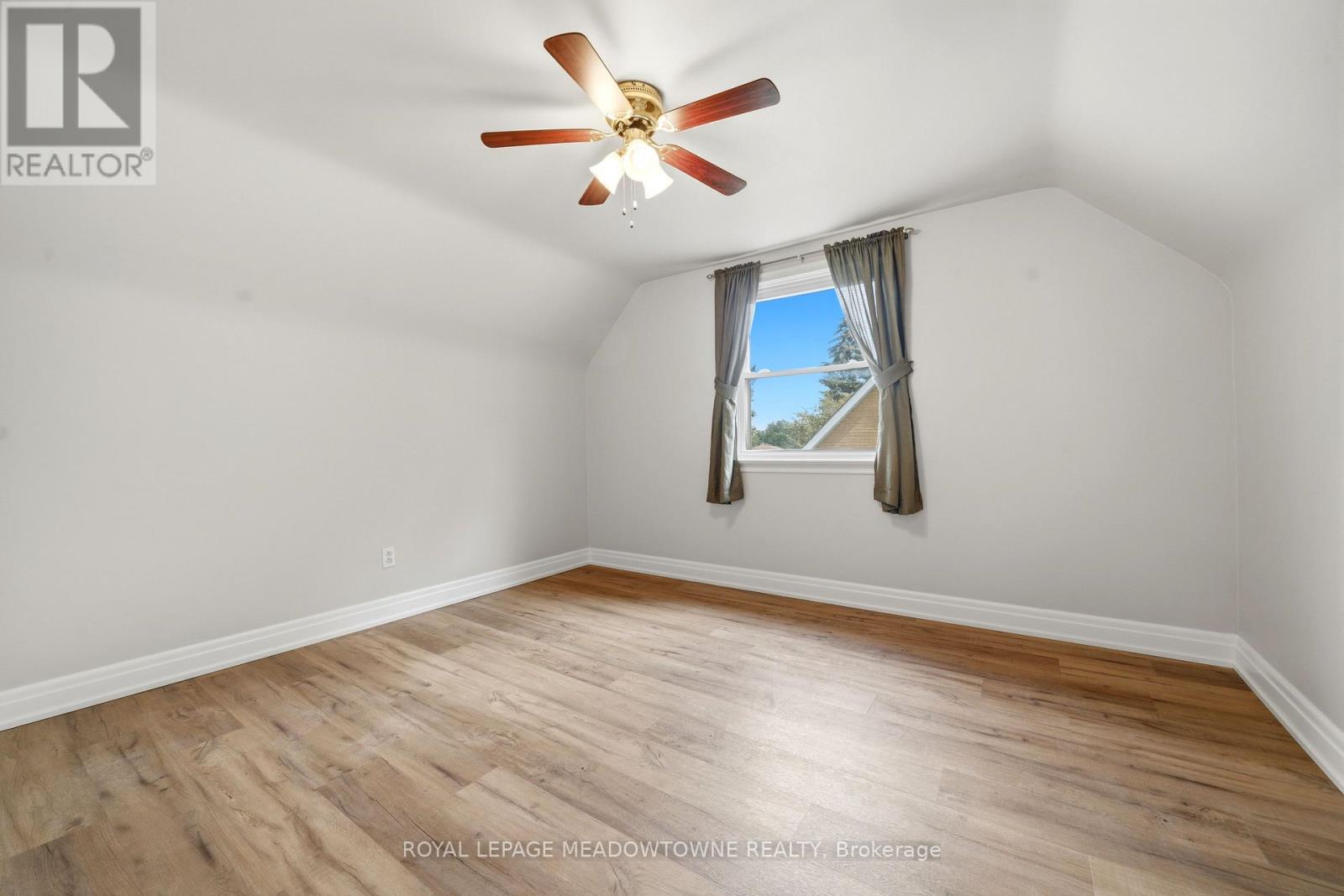 20 Delrex Boulevard, Halton Hills, Ontario  L7G 3X7 - Photo 22 - W13717888