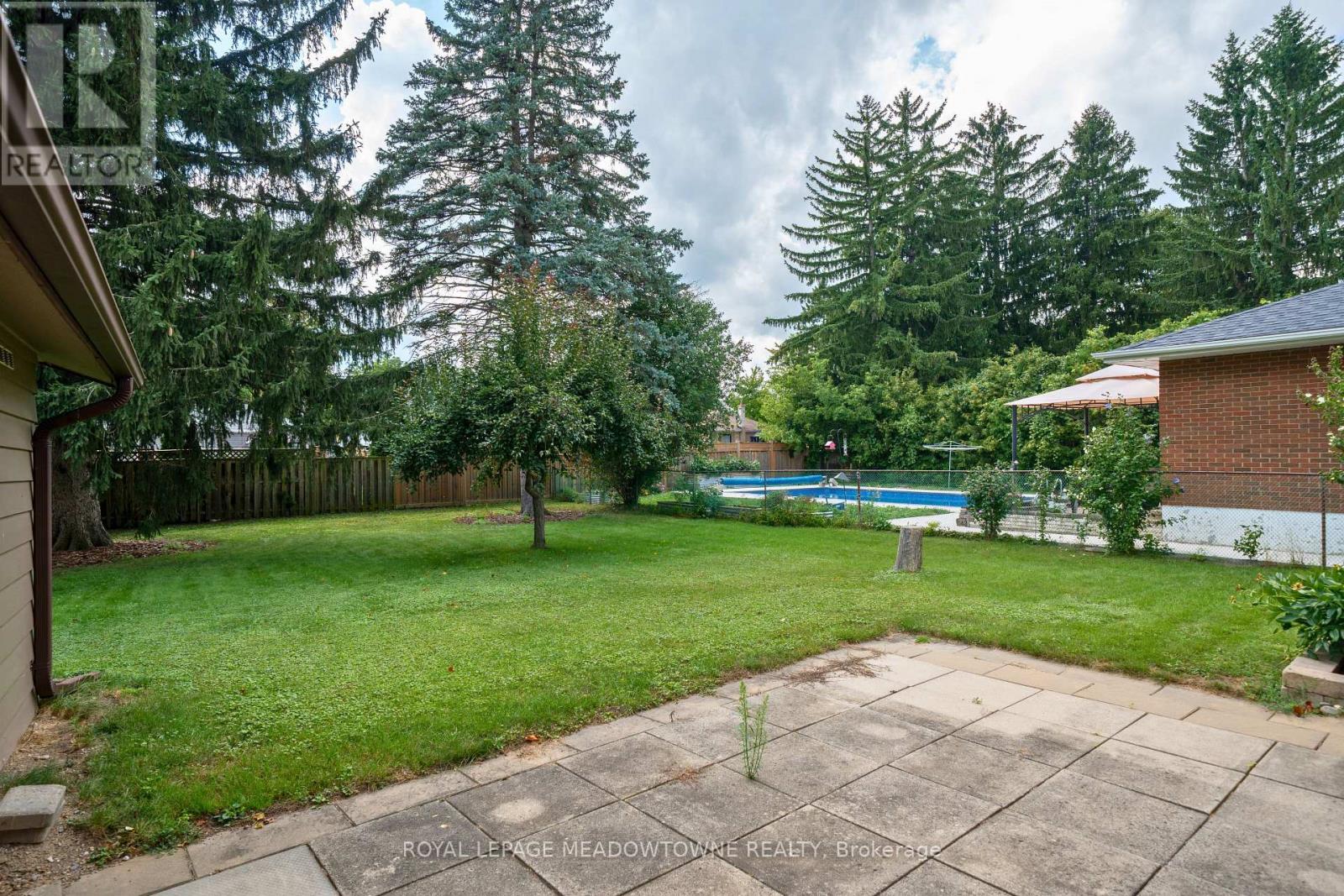 20 Delrex Boulevard, Halton Hills, Ontario  L7G 3X7 - Photo 34 - W13717888