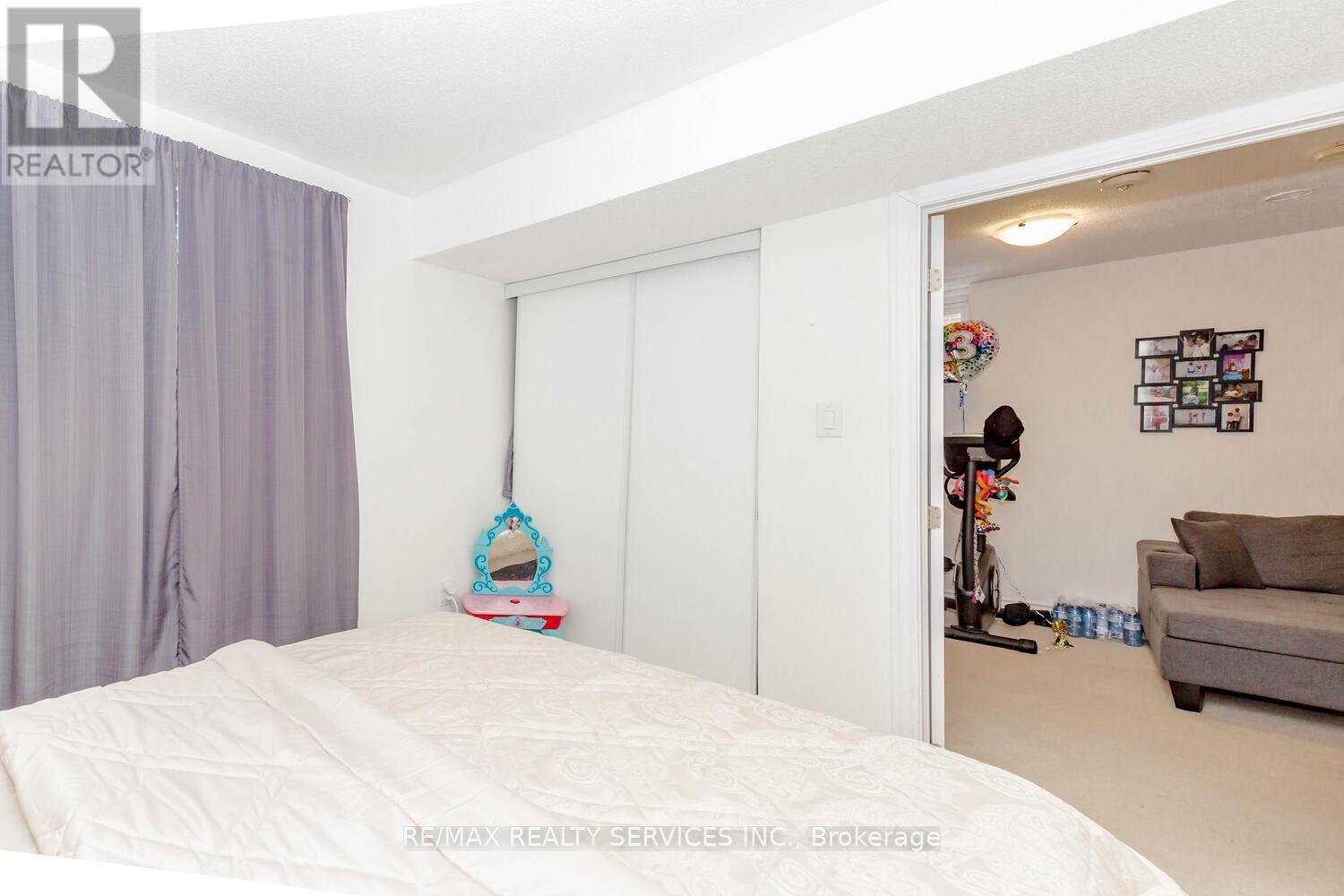 Basement - 127 Mill Street N, Brampton, Ontario  L6X 2P1 - Photo 11 - W13717908