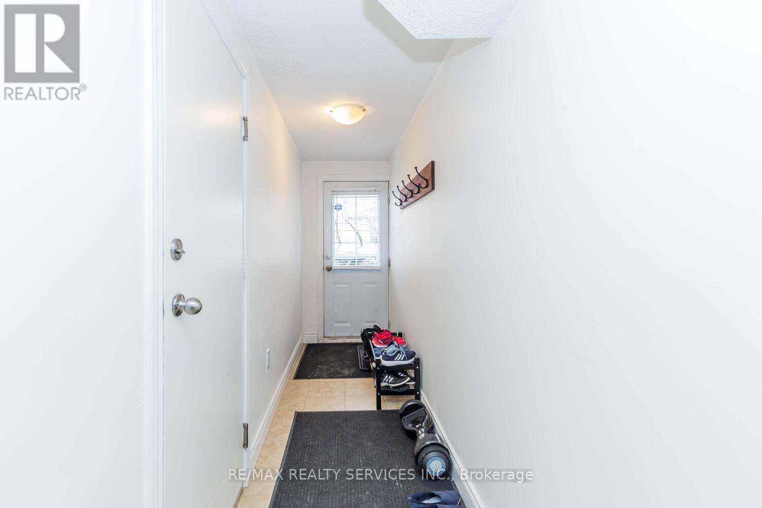 Basement - 127 Mill Street N, Brampton, Ontario  L6X 2P1 - Photo 3 - W13717908