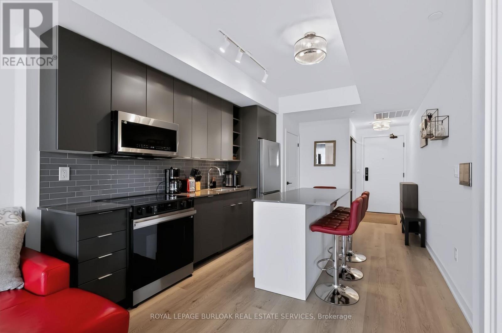2110 - 2075 Lakeshore Road, Burlington, Ontario  L7R 0H3 - Photo 10 - W13717912