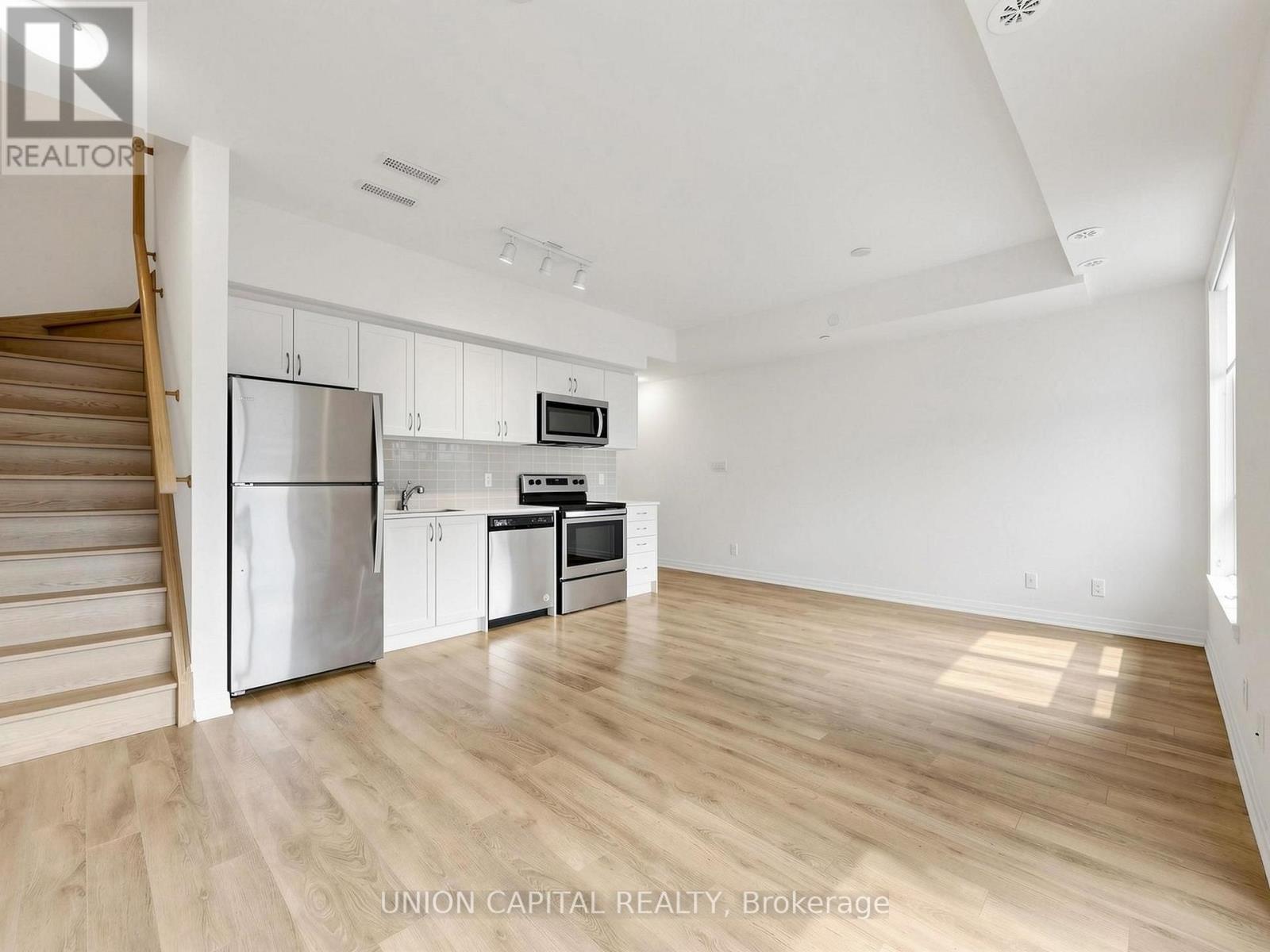 4 - 1238 Cawthra Road, Mississauga, Ontario  L5G 0B6 - Photo 11 - W13717940