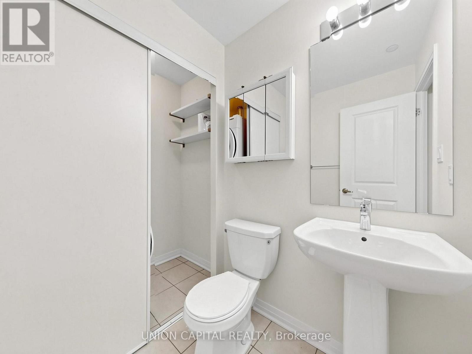 4 - 1238 Cawthra Road, Mississauga, Ontario  L5G 0B6 - Photo 15 - W13717940
