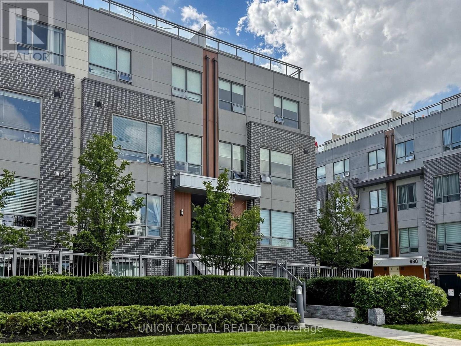 4 - 1238 Cawthra Road, Mississauga, Ontario  L5G 0B6 - Photo 3 - W13717940