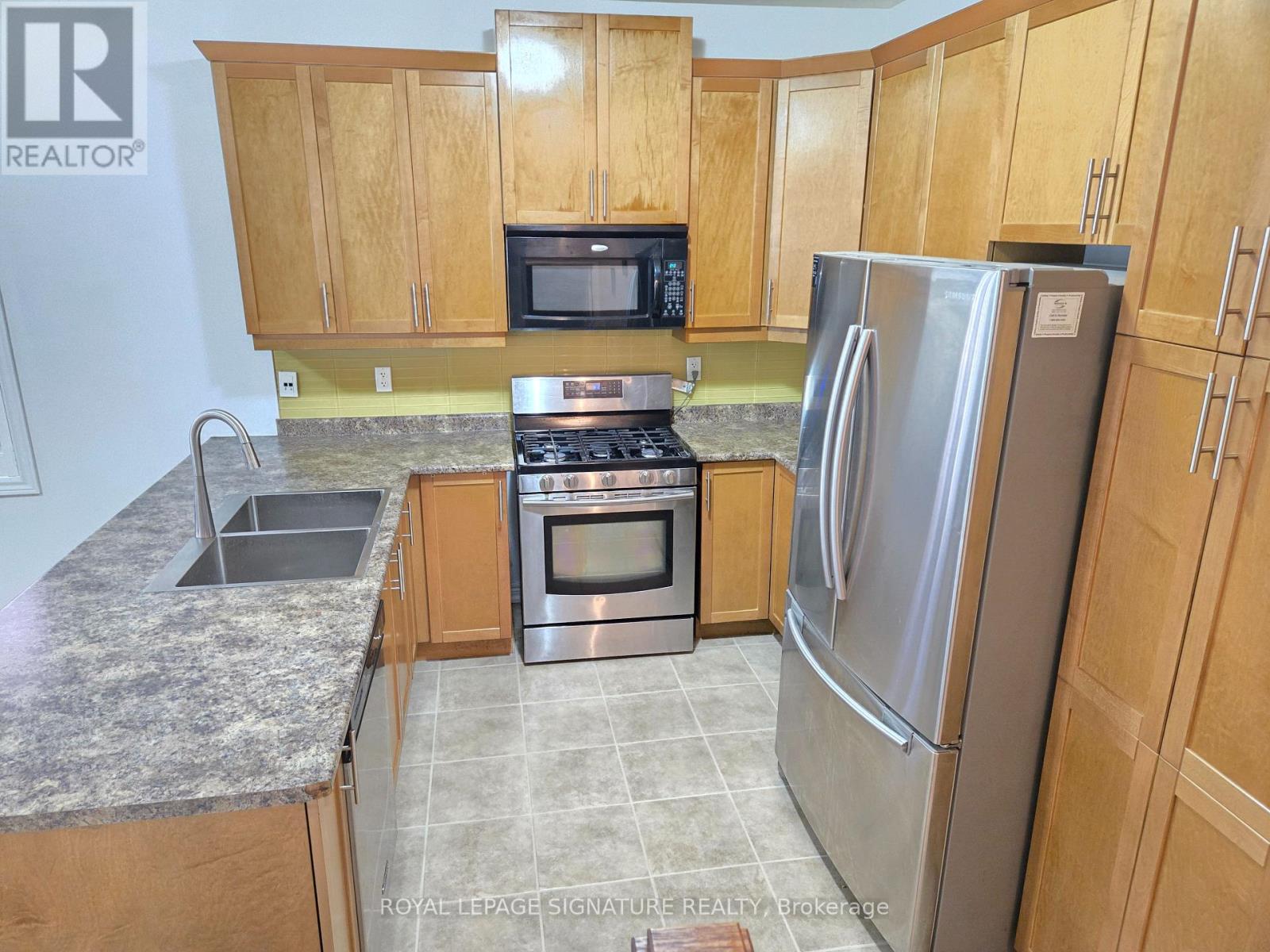 736 Ferguson Drive, Milton, Ontario  L9T 7C7 - Photo 6 - W13717944