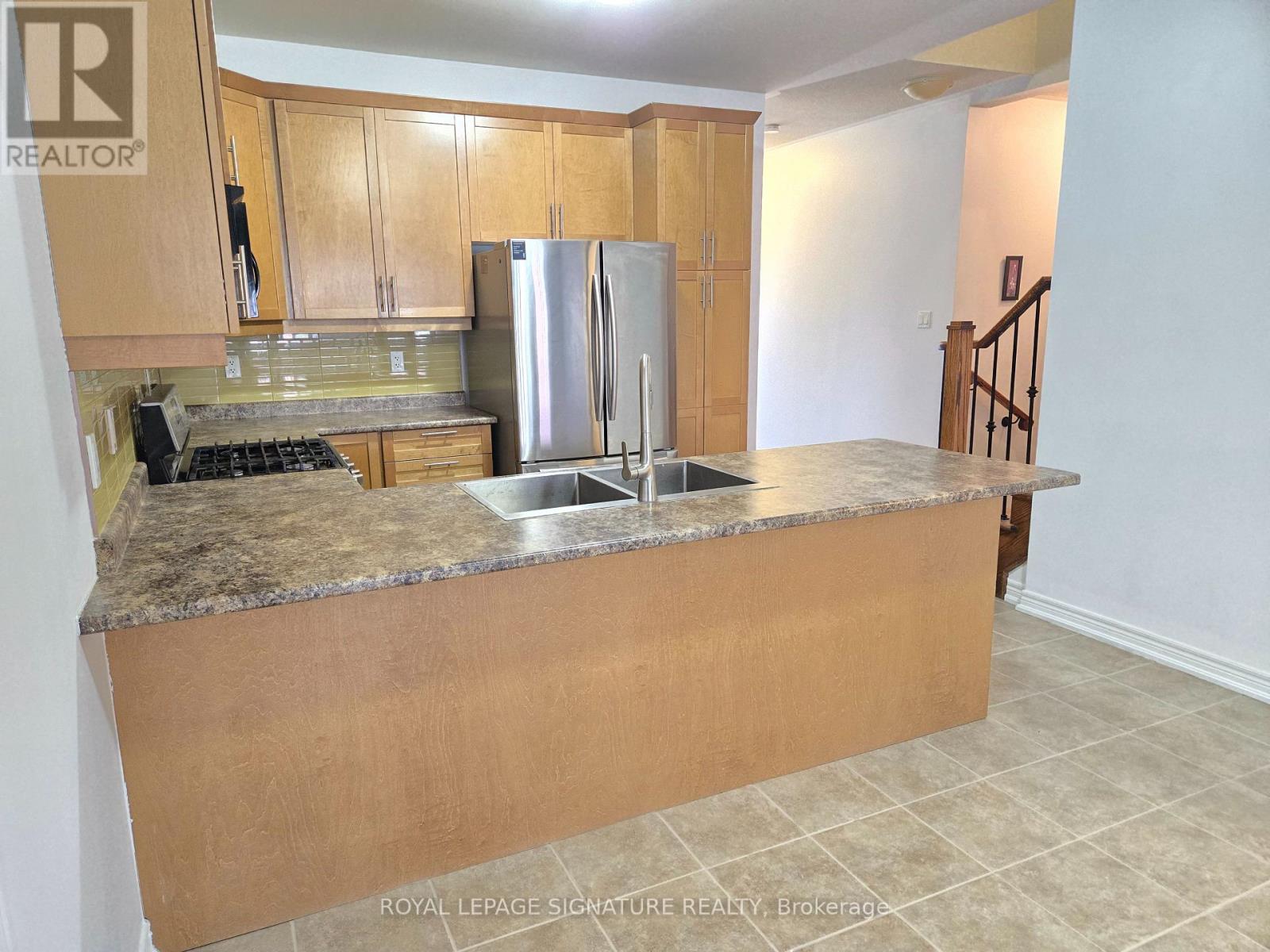 736 Ferguson Drive, Milton, Ontario  L9T 7C7 - Photo 7 - W13717944
