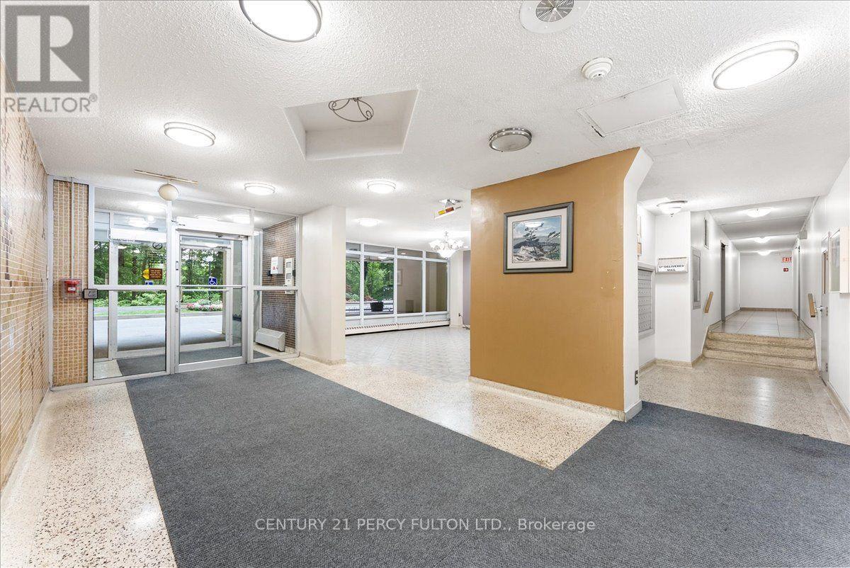 705 - 15 London Green Court, Toronto, Ontario  M3N 1K4 - Photo 3 - W13717960