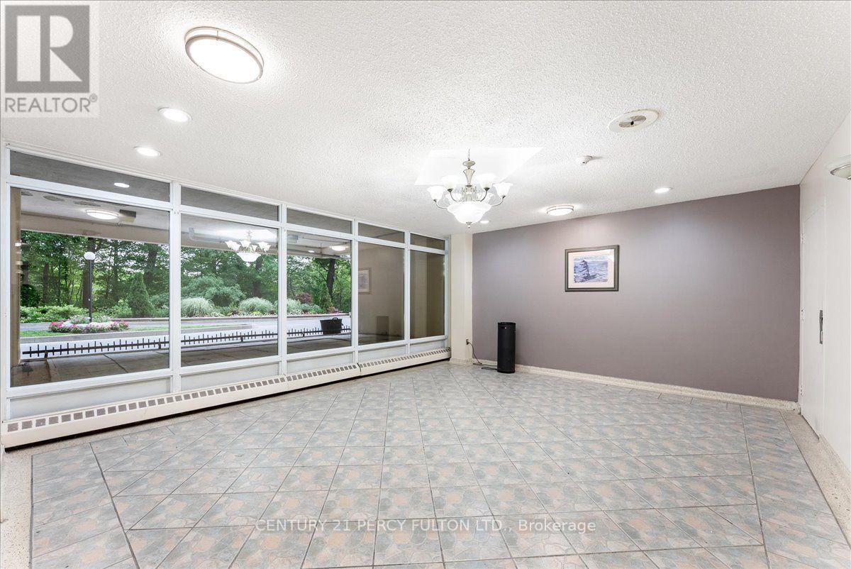 705 - 15 London Green Court, Toronto, Ontario  M3N 1K4 - Photo 4 - W13717960