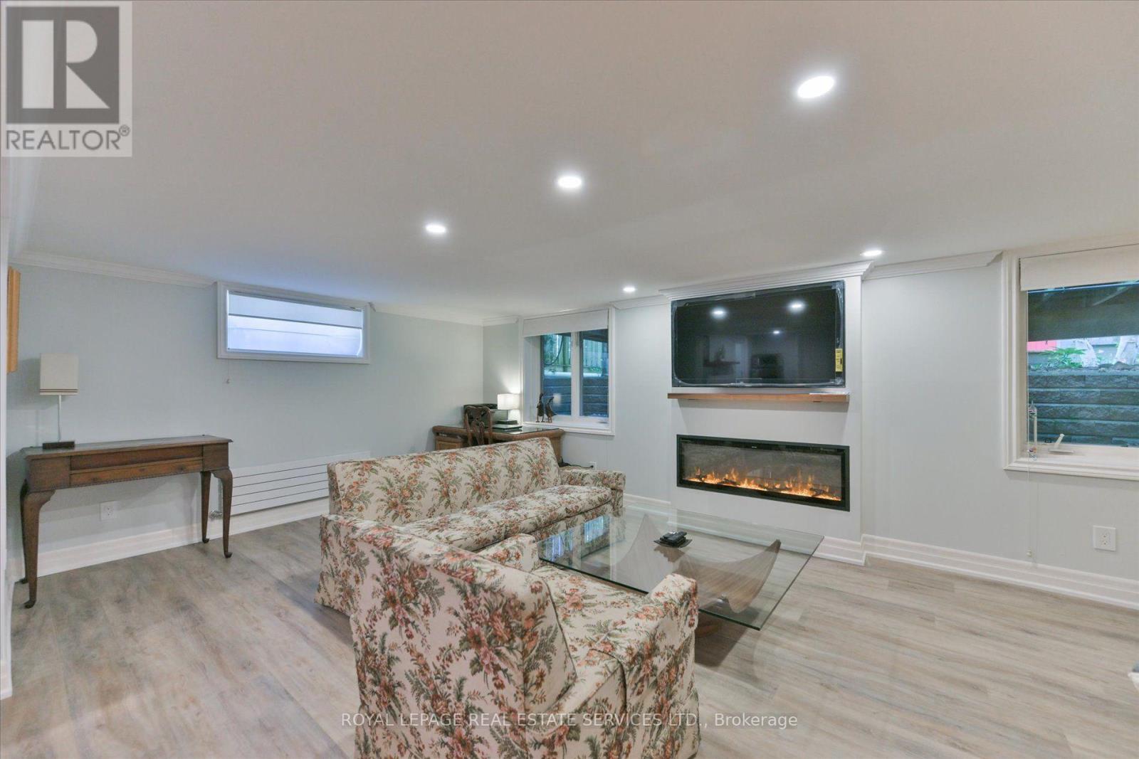 25 Miles Road, Toronto, Ontario M8V 1V4 - Photo 31 - W13717974