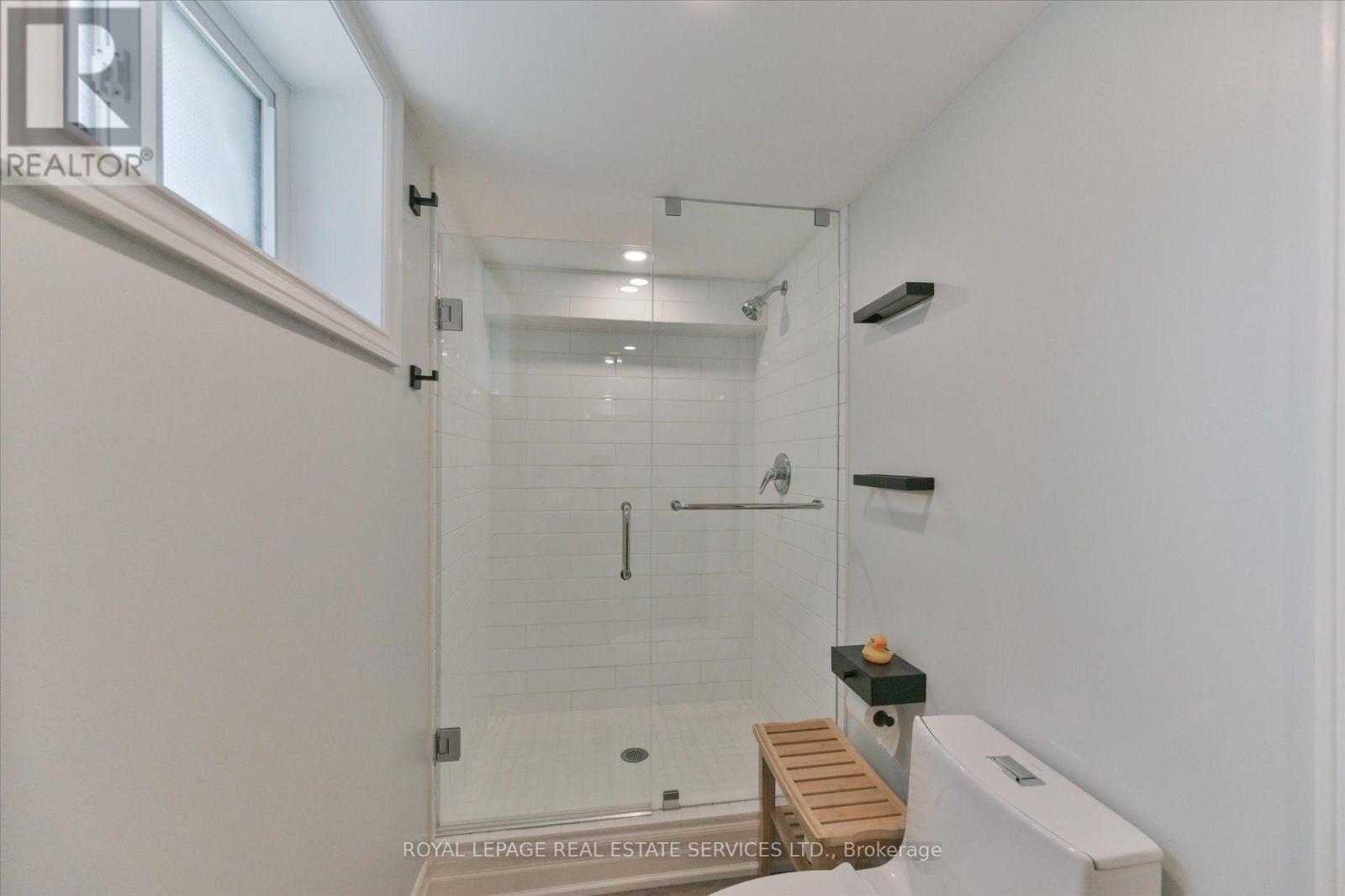 25 Miles Road, Toronto, Ontario M8V 1V4 - Photo 37 - W13717974