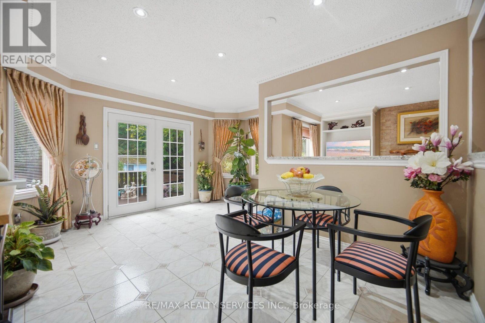 29 Christie Drive, Brampton, Ontario  L6Z 3J5 - Photo 17 - W13718032