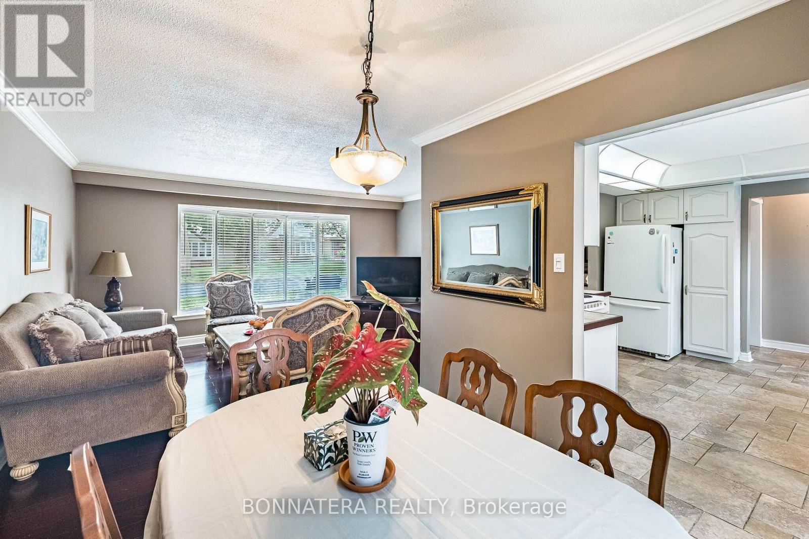 1324 Aldridge Crescent, Burlington, Ontario  L7M 1J1 - Photo 13 - W13718038