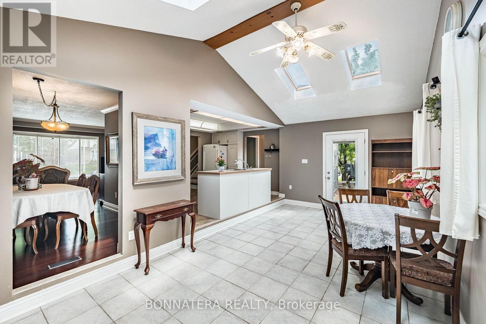 1324 Aldridge Crescent, Burlington, Ontario  L7M 1J1 - Photo 23 - W13718038