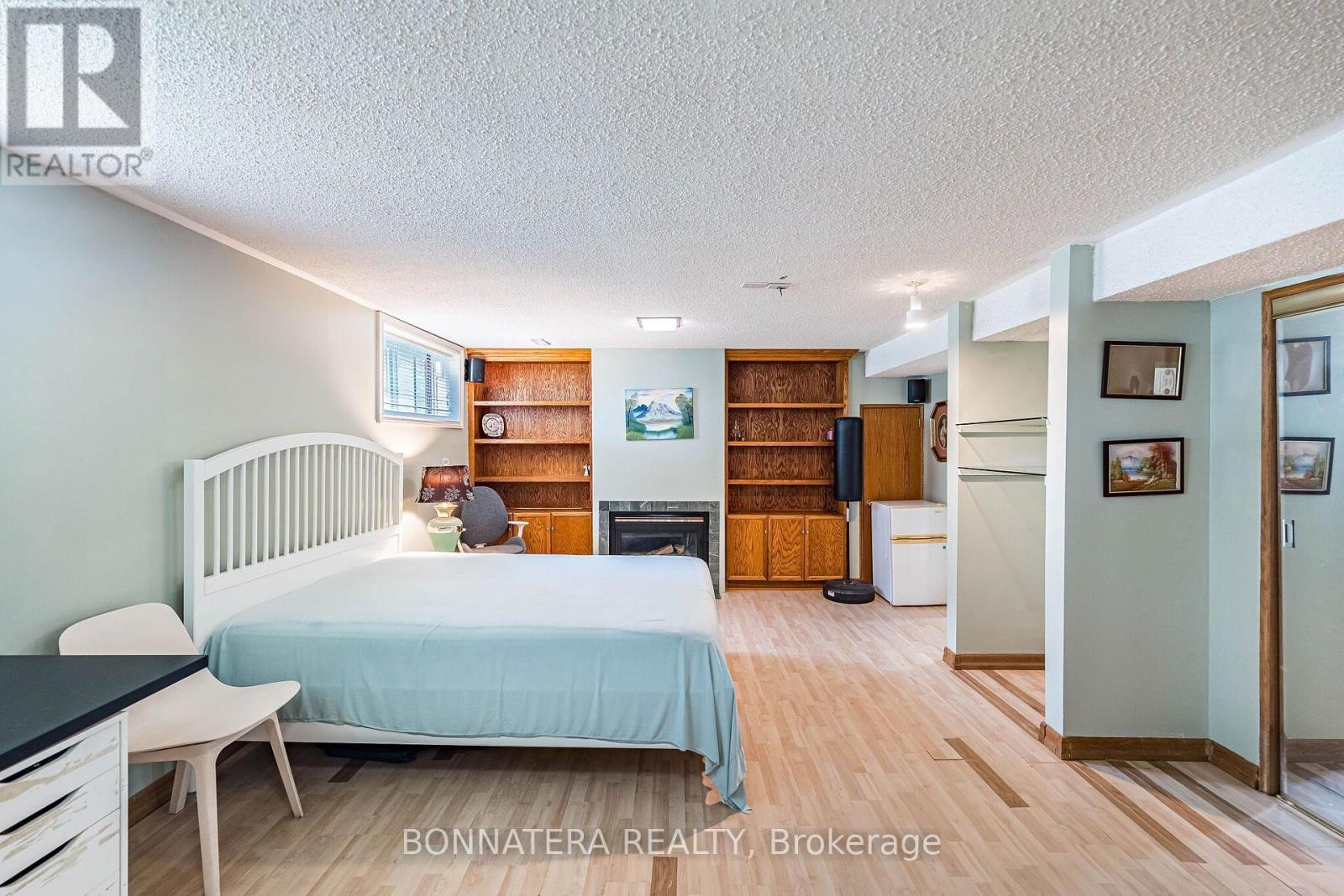 1324 Aldridge Crescent, Burlington, Ontario  L7M 1J1 - Photo 34 - W13718038