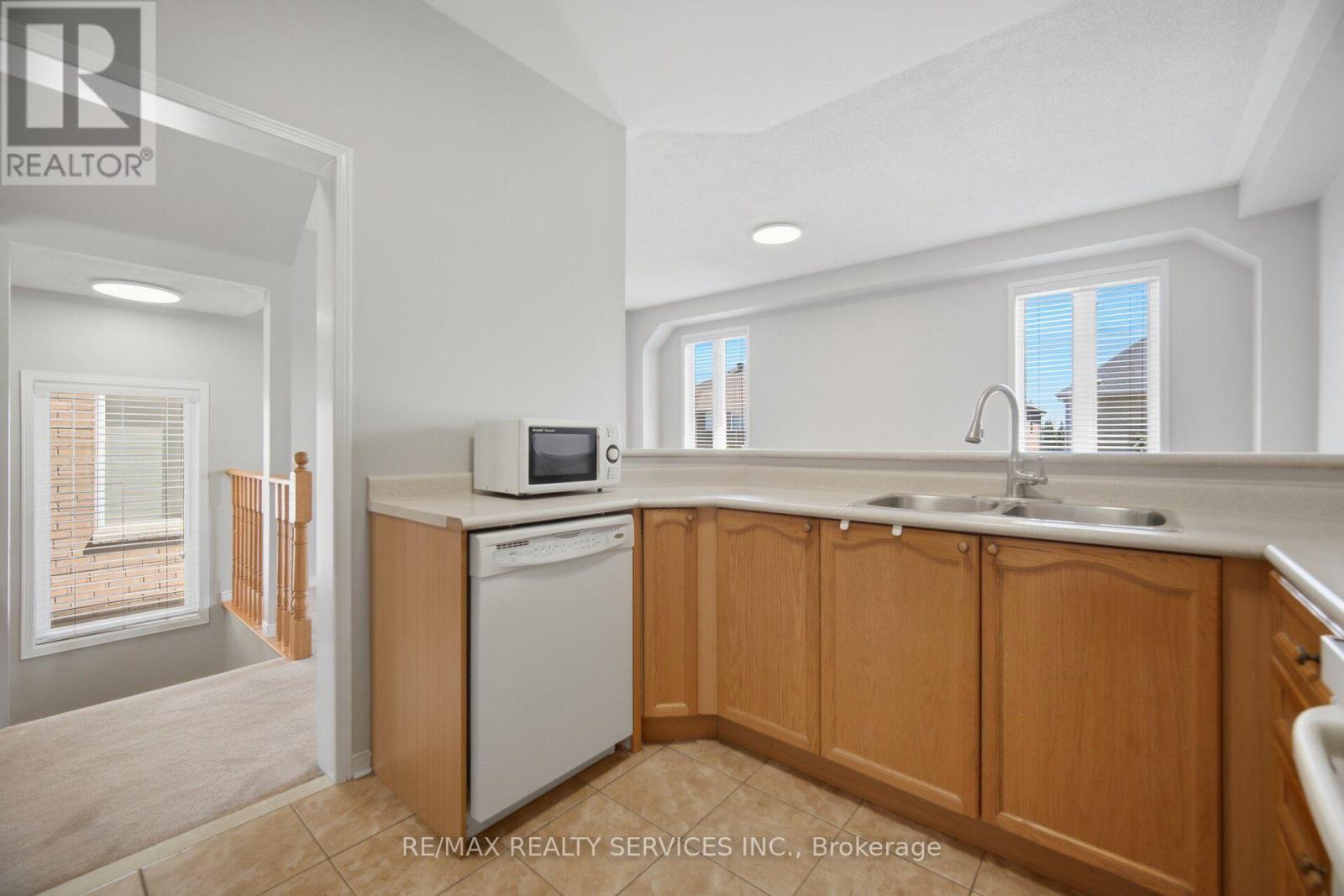 3392 Southwick Street, Mississauga, Ontario  L5M 7L5 - Photo 13 - W13718140