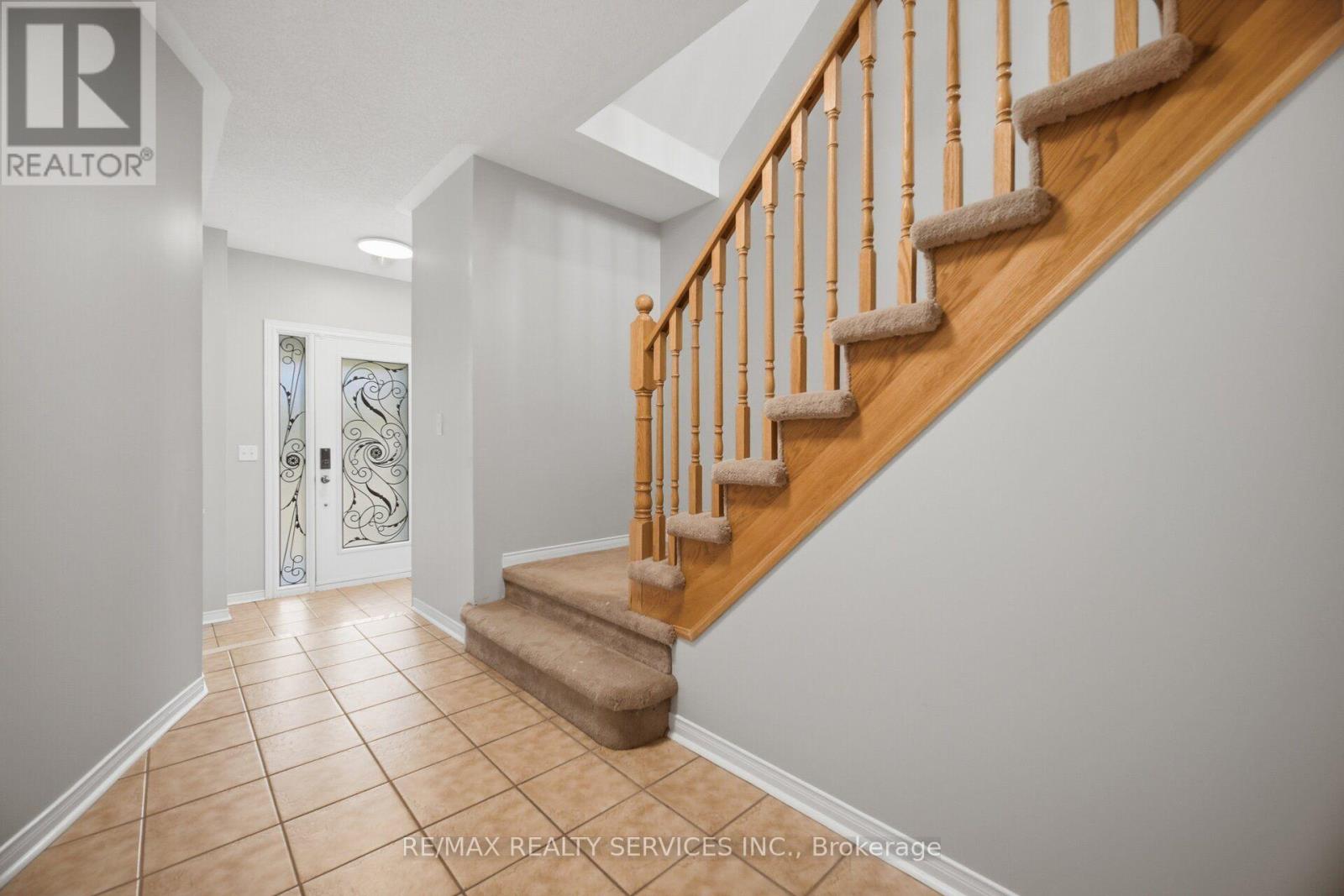 3392 Southwick Street, Mississauga, Ontario  L5M 7L5 - Photo 6 - W13718140