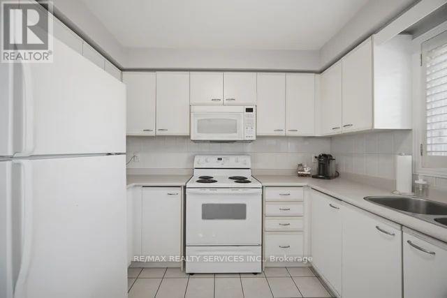 1117 Sherwood Mills Boulevard, Mississauga, Ontario L5V 1S8 - Photo 10 - W13718148